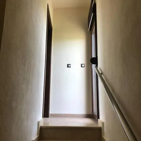 Tristan Beachfront House * Φλογητά